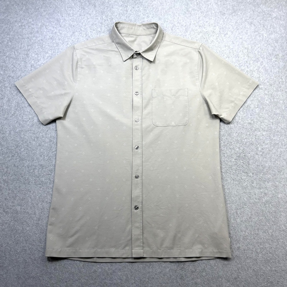 Vuori Bridge Button Down Shirt Mens Medium Beige Circle Short Sleeve Stretch